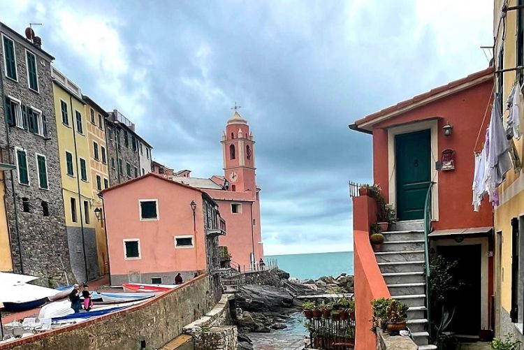 Giornate FAI a Tellaro, il parroco: &quot;Grazie a tutti coloro che ci aiutano a realizzare il sogno di conservare la Chiesa di San Giorgio&quot;