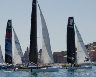 M32 Series Mediterranean: Section16 di Richard Davies vince il Grand Opening Event a Porto Venere