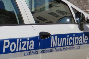 Turisti a Portovenere: Polizia Locale della Spezia impegnata per evitare le code