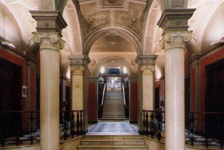 La biblioteca Mazzini della Spezia chiude per revisione