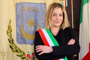 Il sindaco di Sarzana Cristina Ponzanelli