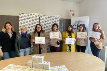 Un mese di vetrine in giallo, 1000 euro raccolti a sostegno del Centro Antiviolenza Mai più Sola