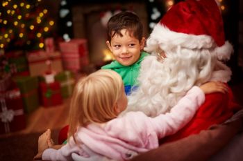 In biblioteca Beghi per aiutare Babbo Natale a preparare i regali