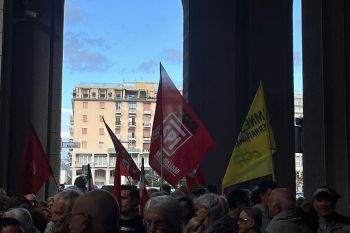 Alla Spezia la protesta contro il Ddl sicurezza: “Decreto che deturpa pesantemente la democrazia del nostro paese”