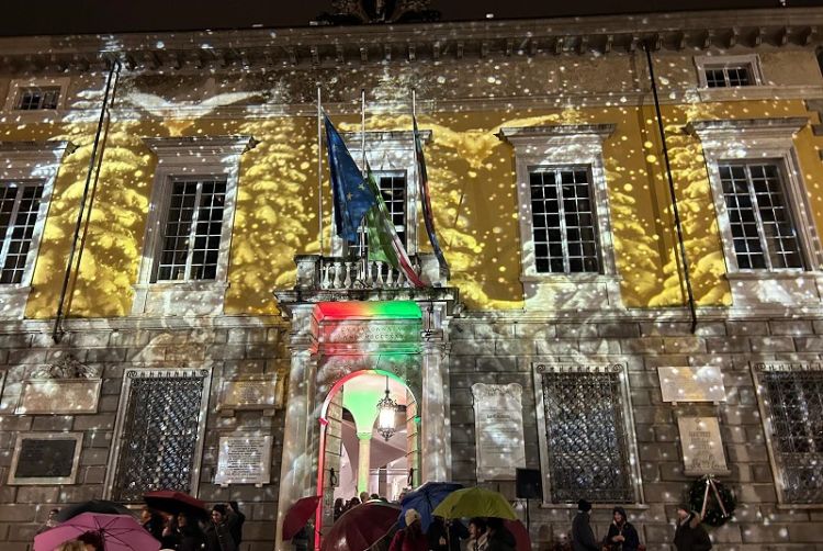 Natale a Sarzana, il 30 novembre l'accensione delle luminarie