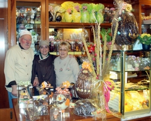 A Pasqua vince la produzione artigianale: uova e colombe dei pasticceri Confartigianato (foto)