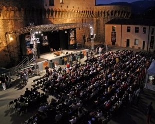 L&#039;Acoustic Guitar meeting diventa Village &quot;Street Music Edition&quot;, per coinvolgere ancora di più la città: appuntamento a Sarzana dal 27 al 29 maggio