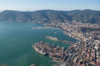 Qualità dell&#039;aria, 29 milioni ai Comuni di Genova e della Spezia per diminuire concentrazione degli inquinanti