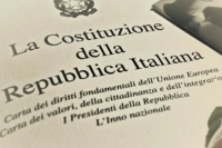 Festa della Repubblica, una Costituzione ai 65 18enni di Lerici