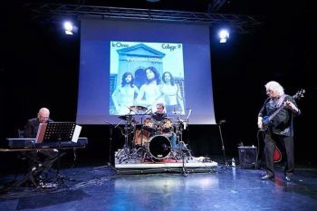 Continua la rassegna &quot;Casté e il Mare&quot;: concerto del Trio Pop dedicato alle Orme