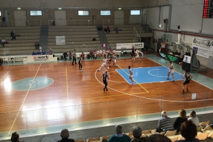 Crédit Agricole, che peccato! Al Palabubani vince Faenza 59-43