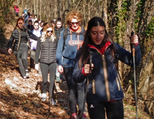 Alpinismo lento con Mangia Trekking, generazioni a confronto