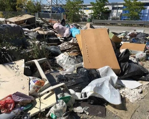 &quot;In Via Pratolino una discarica a cielo aperto&quot;: interpellanza del Movimento Cinque Stelle al sindaco di Vezzano (foto)