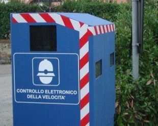 &quot;Sulla Napoleonica e in Via Carducci si possono mettere autovelox, ma non ci sono&quot;