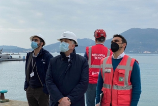 Il Sindaco in visita ai cantieri Riva Ferretti