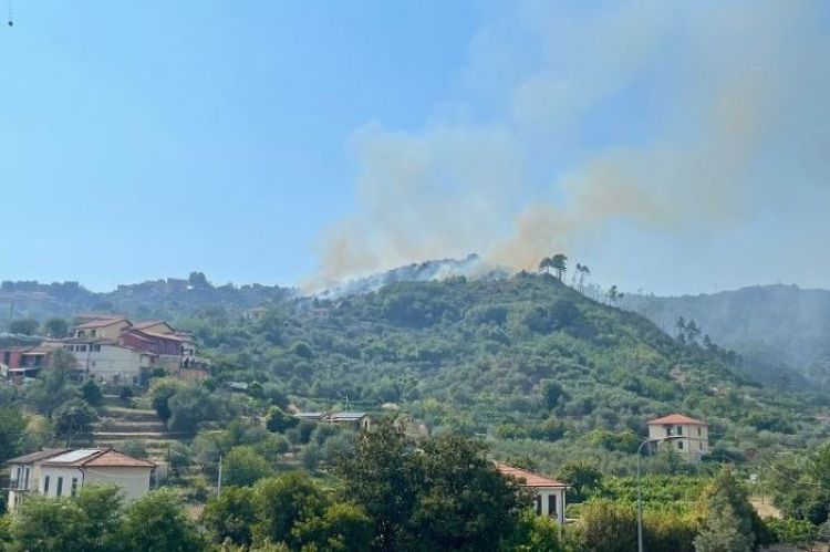 Incendi: a Sarbia rientrate le persone evacuate in via precauzionale