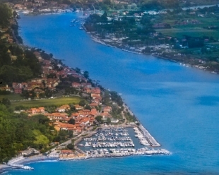 Il Sindaco De Ranieri risponde alla petizione di Ameglia in Movimento: &quot;Nessuna ipotesi di privatizzazione del Porticciolo di Bocca di Magra e del Centro sportivo Il Borgo&quot;