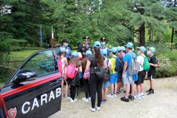Lezioni d educazione ambientale con i Carabinieri del nucleo CITES