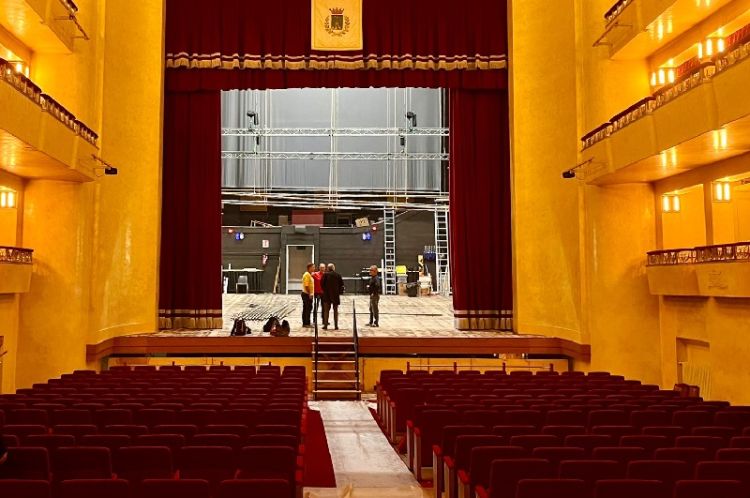 Un nuovo volto per il Teatro Civico: a novembre la riapertura dopo la ristrutturazione 