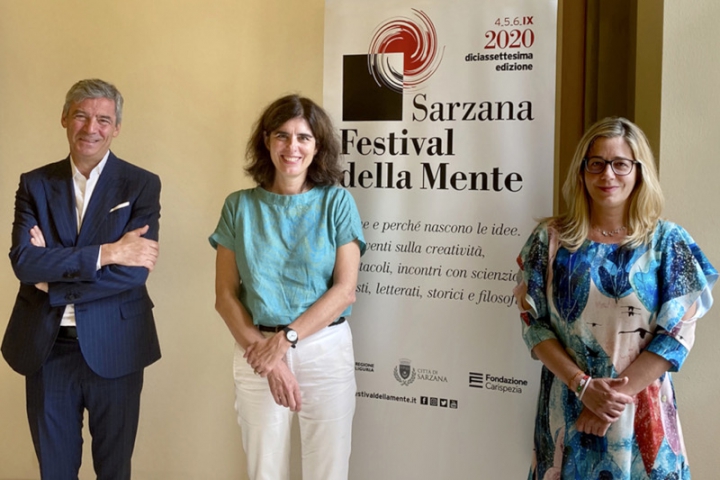 Da sinistra: Andrea Corradino (presidente Fondazione Carispezia),Benedetta Marietti (direttrice del festival) e Cristina Ponzanelli (sindaco di Sarzana)