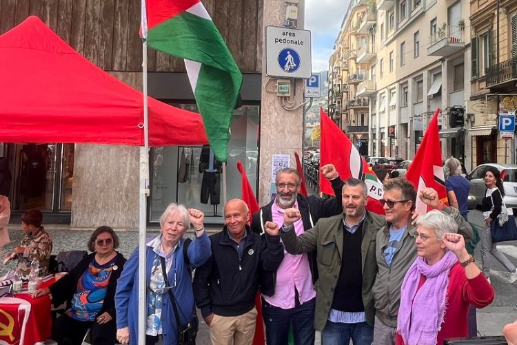 “Per l’alternativa” scende in piazza al fianco del suo candidato Presidente Nicola Rollando