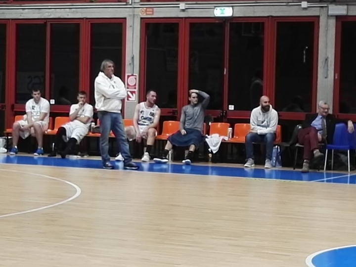 Basket, la Tarros chiude il girone a Santa Margherita