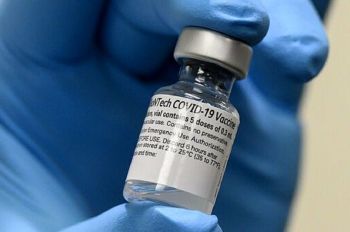 Vaccini anti-Covid, aperte le prenotazioni per la quinta dose per gli ultrasessantenni