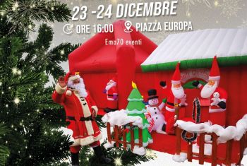 Babbo Natale arriva alla Spezia con il suo Elfo