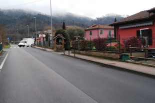 Riqualificazione e asfaltatura del fondo stradale nella zona di Suvero/Casoni