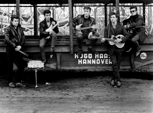 ©GINZBURG FINE ARTS/PHOTO ASTRID KIRCHHERR