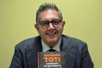 Giovanni Toti presenta alla Spezia il suo libro &quot;Confesso: ho governato&quot;