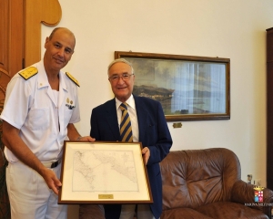 Il saluto del Procuratore Paciaroni all&#039;ammiraglio Camerini