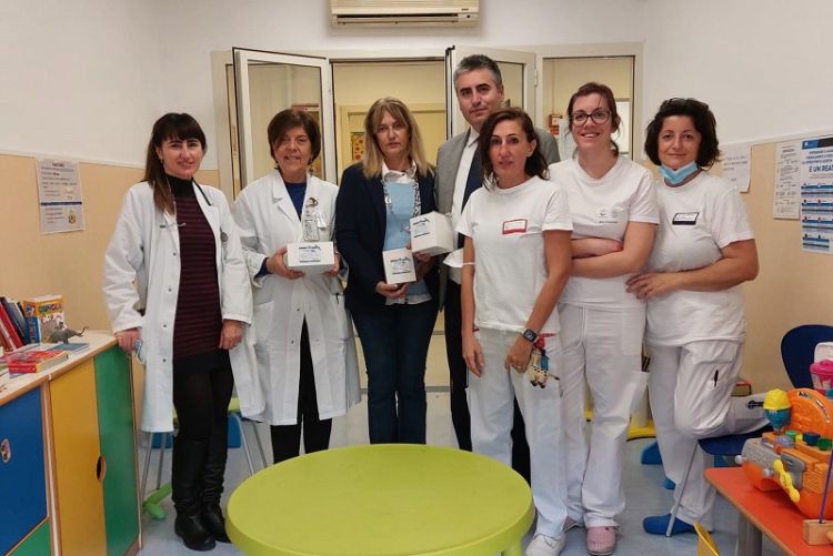Gli assessori Carli e Guerri in visita al reparto pediatrico del Sant&#039;Andrea