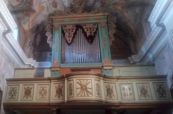 Torna a suonare l&#039;antico organo a canne della chiesa di Nicola di Luni