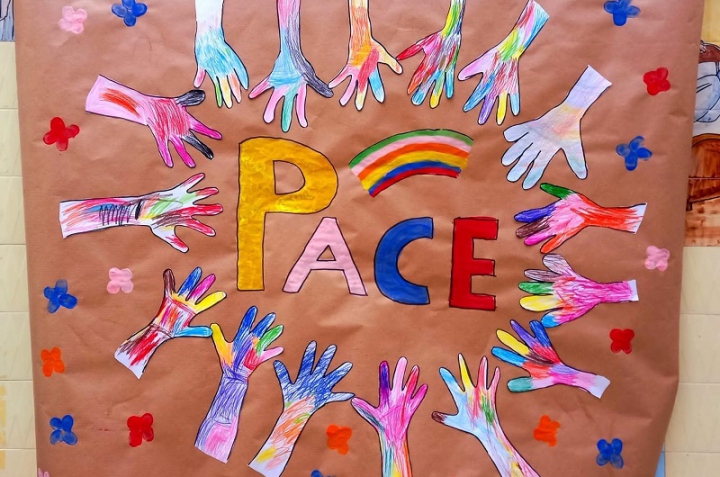 Gli alunni delle scuole paritarie spezzine invocano la pace