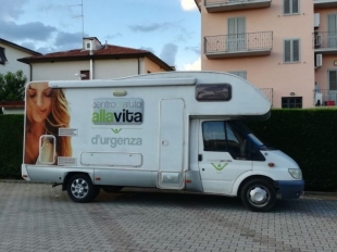 Il Camper del Movimento per la Vita alla Spezia