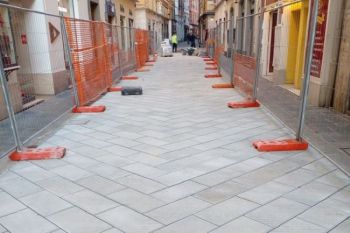 Lastre più resistenti per il ripristino della pavimentazione di Via del Prione