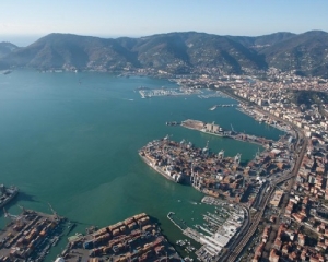 Stoccaggio ceneri al Molo Garibaldi, il Movimento Cinque Stelle porta la questione in Regione. Battistini: “Si apra subito un procedimento di VIA”