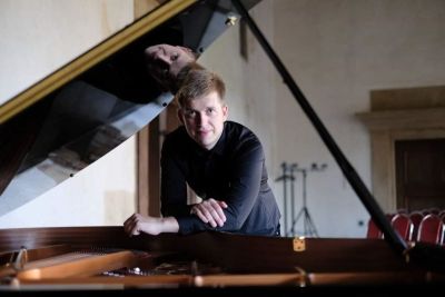 Levanto Music Festival Amfiteatrof: concerto di musiche per pianoforte fon il maestro Marek Kozak