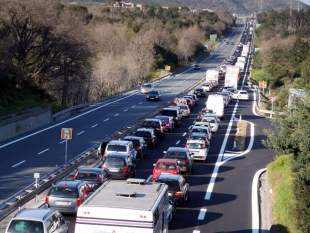 Autostrada dei Fiori in tilt, Toti: &quot;Dal ministero nessuna risposta alle nostre richieste&quot;