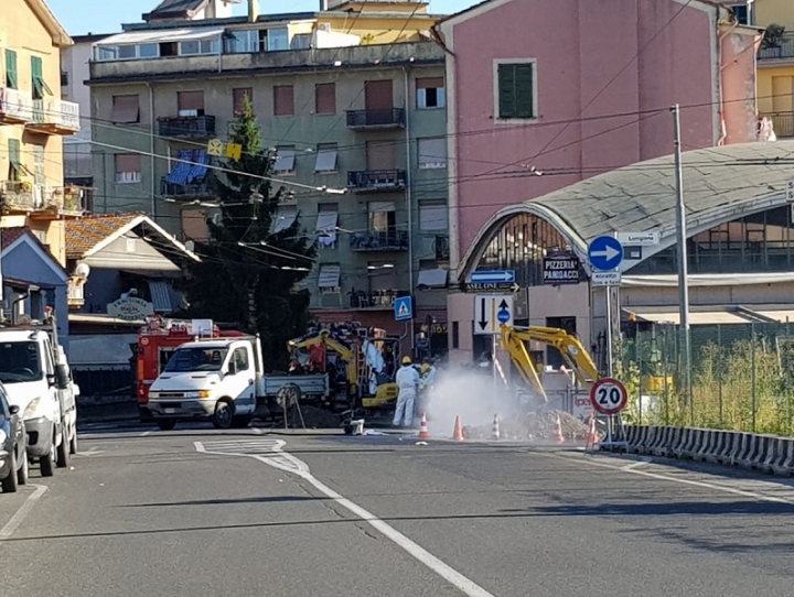 Fuga di gas in Via Lunigiana, evacuate 8 famiglie
