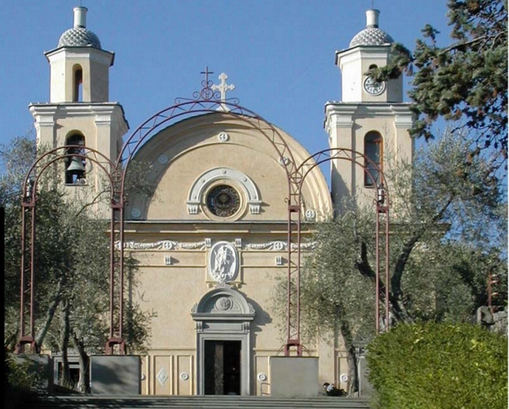 Preghiera al Santuario di Roverano