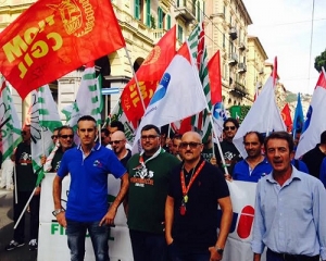 Metalmeccanici: 1500 al corteo alla Spezia