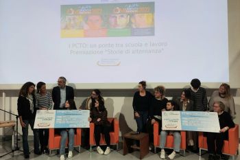 &quot;Storie di Alternanza&quot;: gli istituti Capellini-Sauro e Cardarelli premiati dalla Camera di Commercio