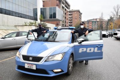 Blitz della Polizia di Stato in una palazzina del centro: denunciate 7 persone per invasione di edificio