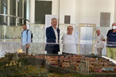 Svelata nell&#039;atrio del Palazzo Comunale la ricostruzione in scala della Spezia seicentesca