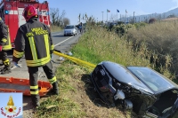 Incidente a Sarzana: un&#039;auto è finita in una scarpata