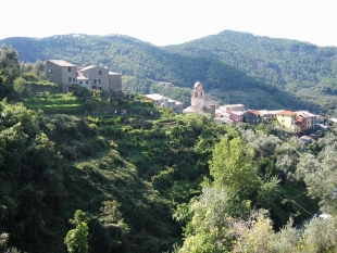 “Borghi in allegria”, tre appuntamenti serali con musica anni ’60, danze e degustazioni gratuite