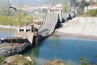 Ponte di albiano crollato