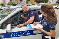 Sui social dà dei &quot;camorristi&quot; agli agenti della Polizia Locale di Santo Stefano, denunciato sottufficiale di Marina